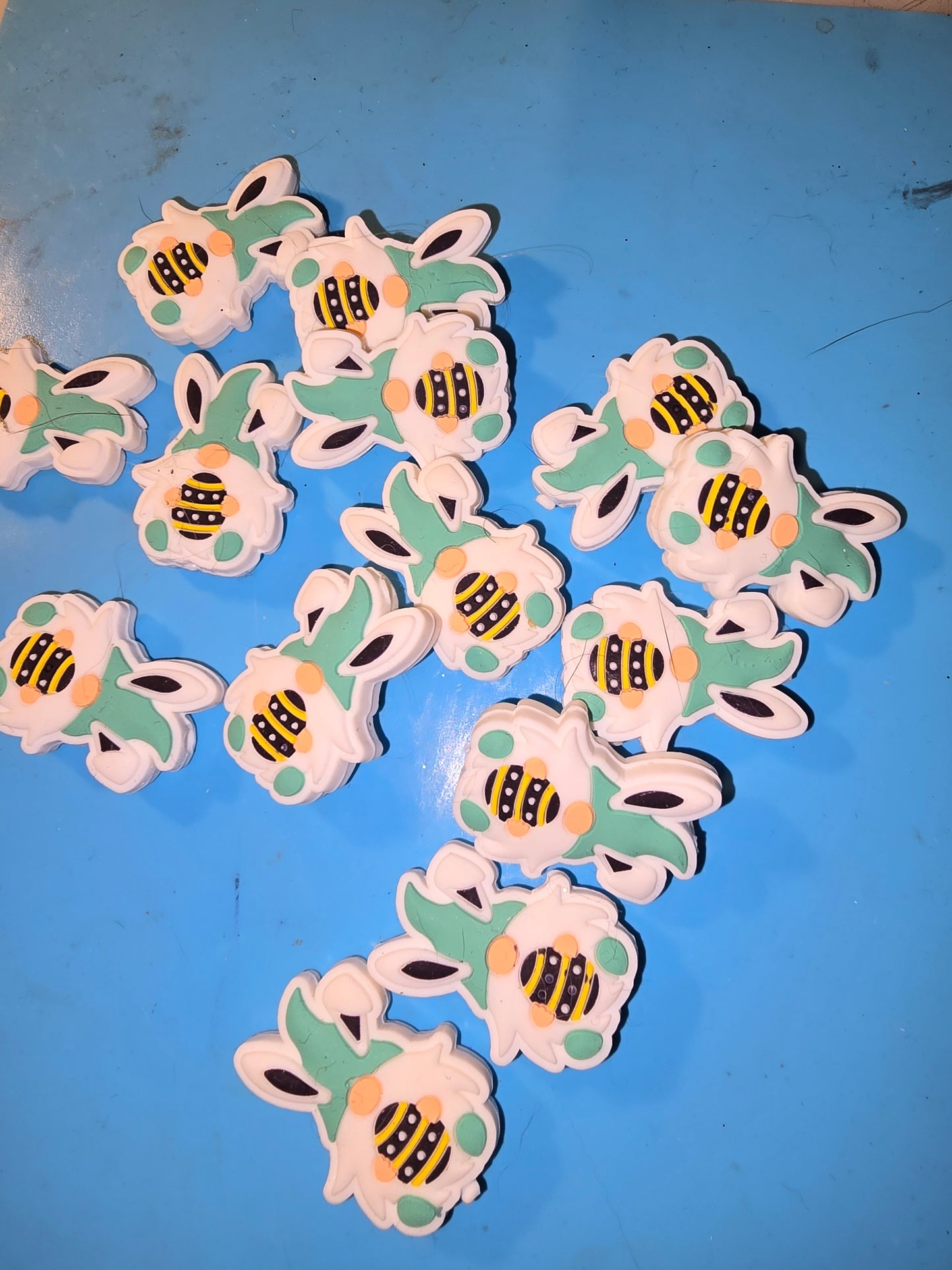 Silicone Focal/Straw topper Easter